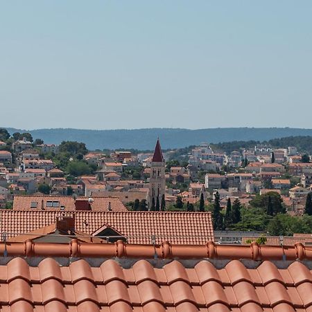 Apartman Lotos Leilighet Trogir Eksteriør bilde