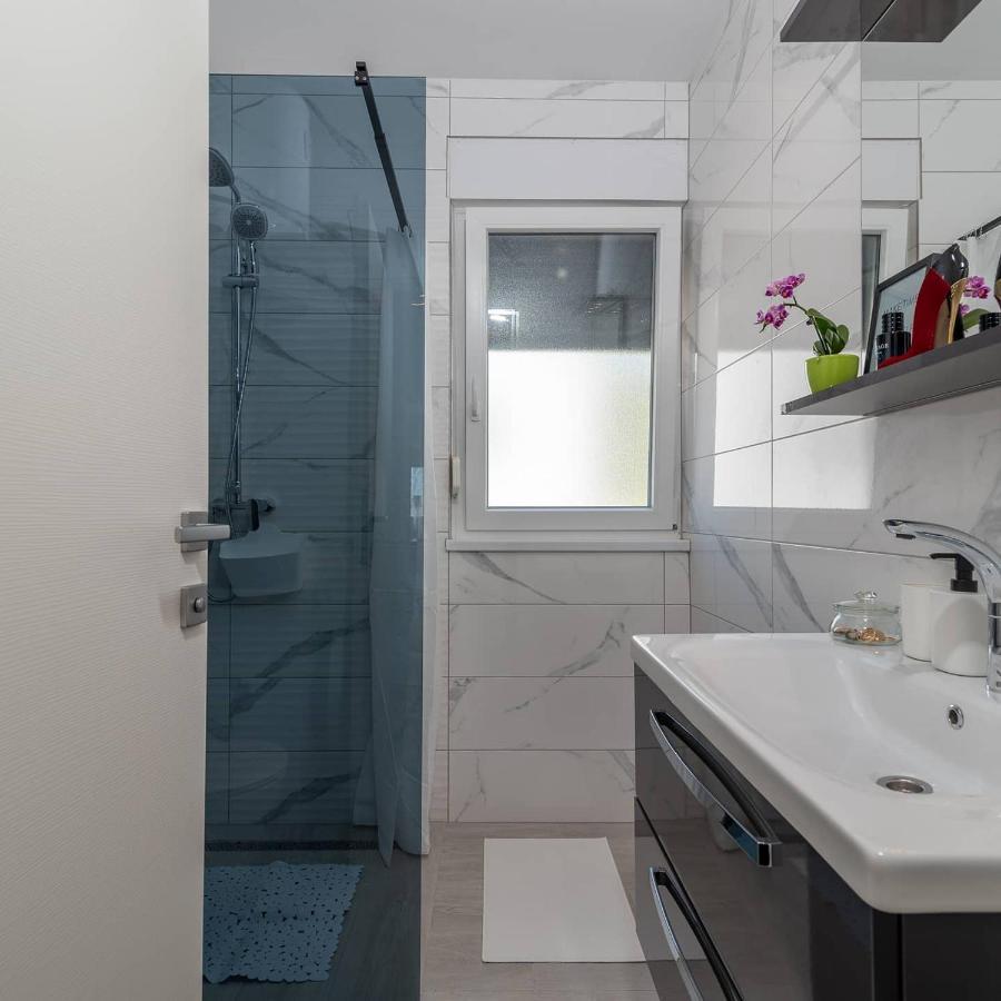Apartman Lotos Leilighet Trogir Eksteriør bilde