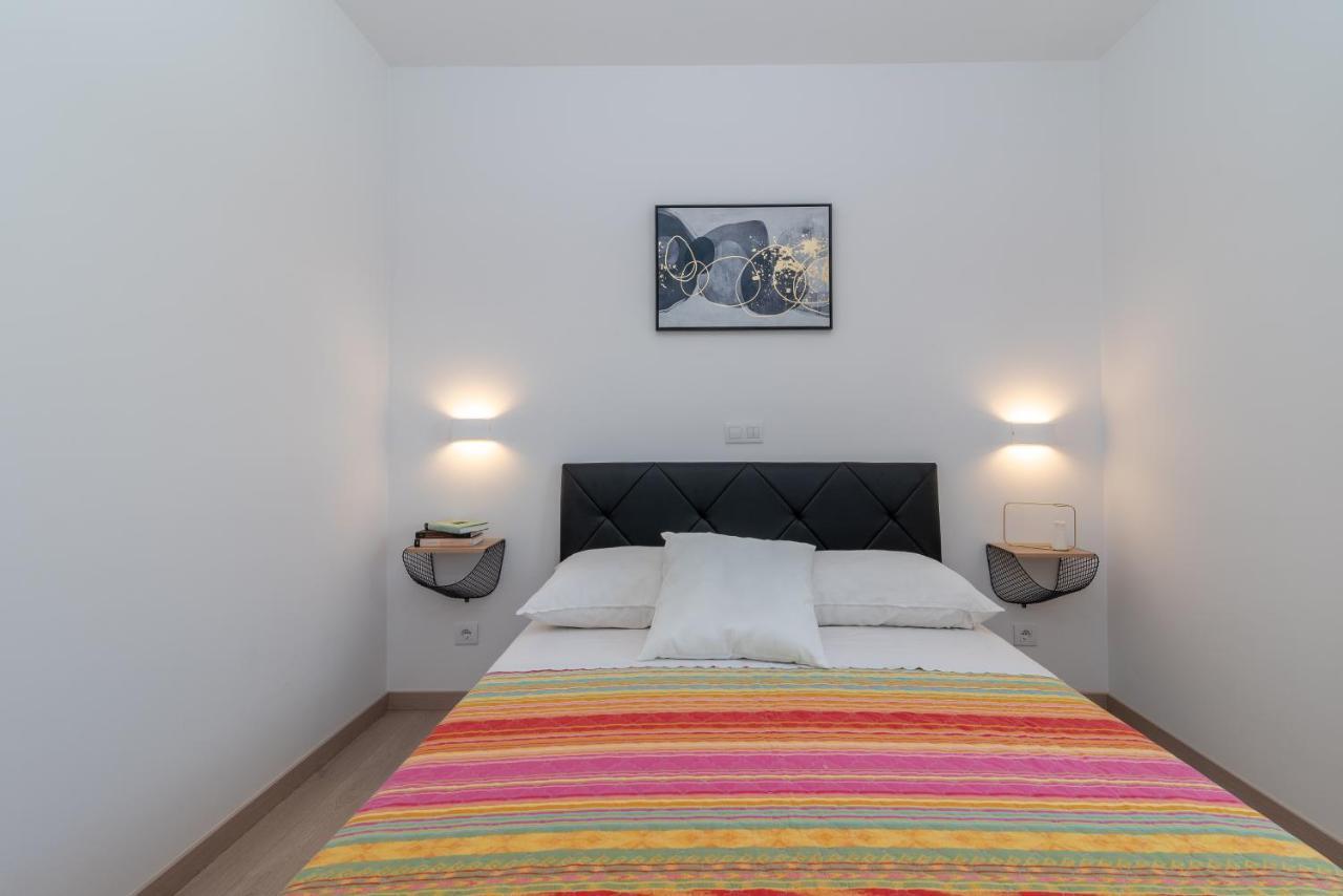 Apartman Lotos Leilighet Trogir Eksteriør bilde