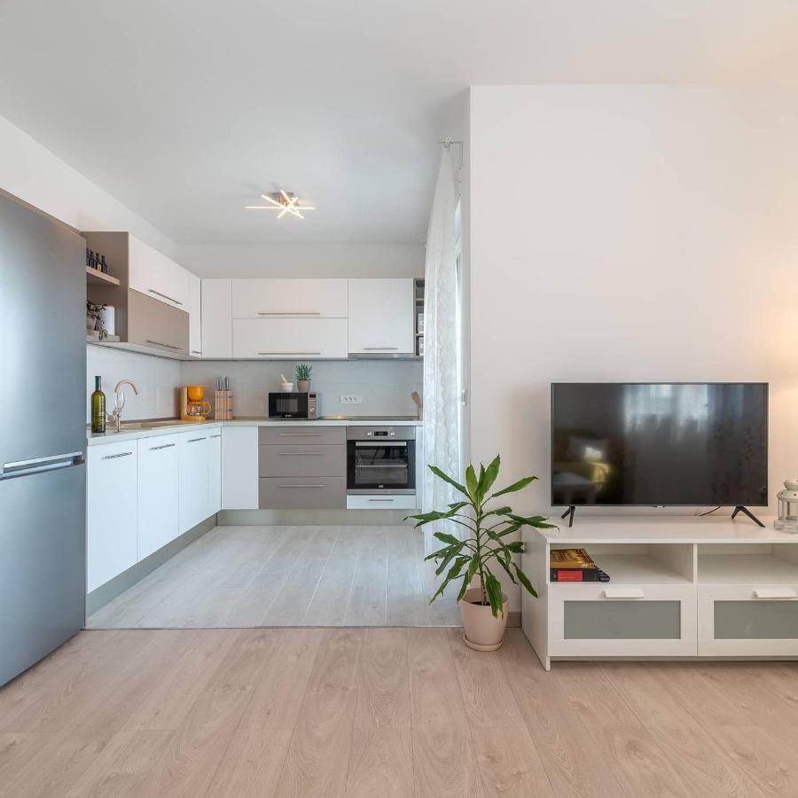 Apartman Lotos Leilighet Trogir Eksteriør bilde